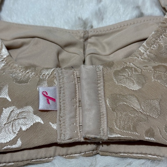 Wacoal Awareness Full Figure Seamless Wire Free Bra Sand 38D - Picture 11 of 15